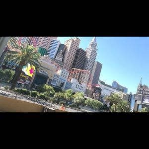 Meet your Posher, Dina